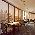 Otel Gildors Atmosphere