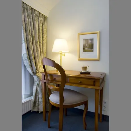 Gildors Atmosphere 3* デュッセルドルフ